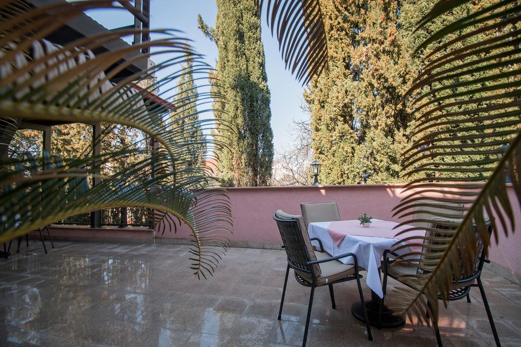Hotel Hygge Biograd Na Moru Esterno foto