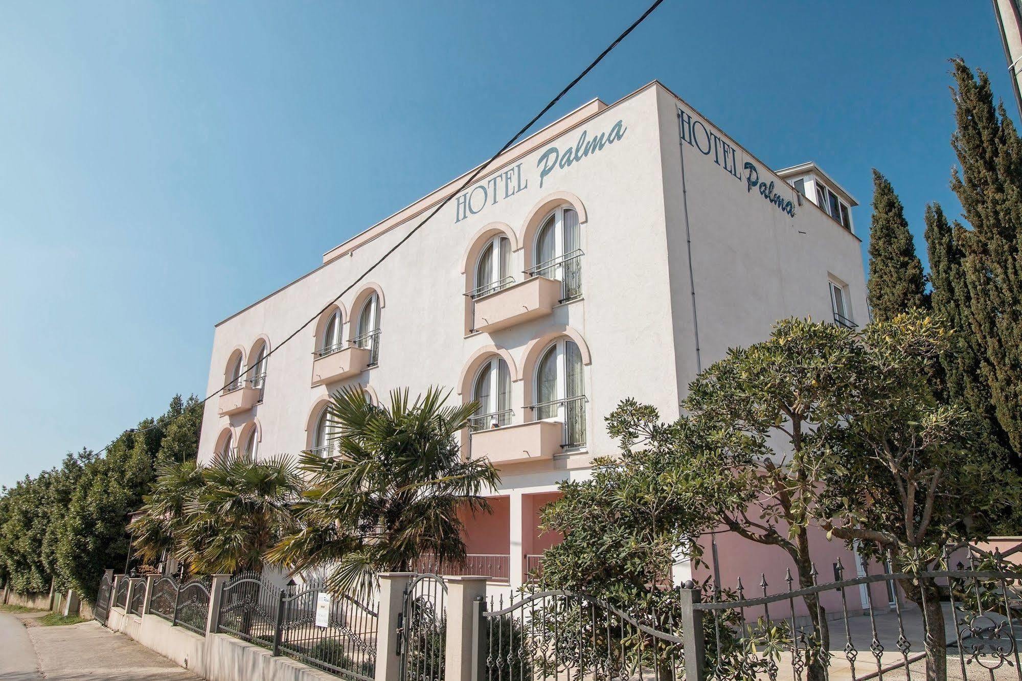 Hotel Hygge Biograd Na Moru Esterno foto