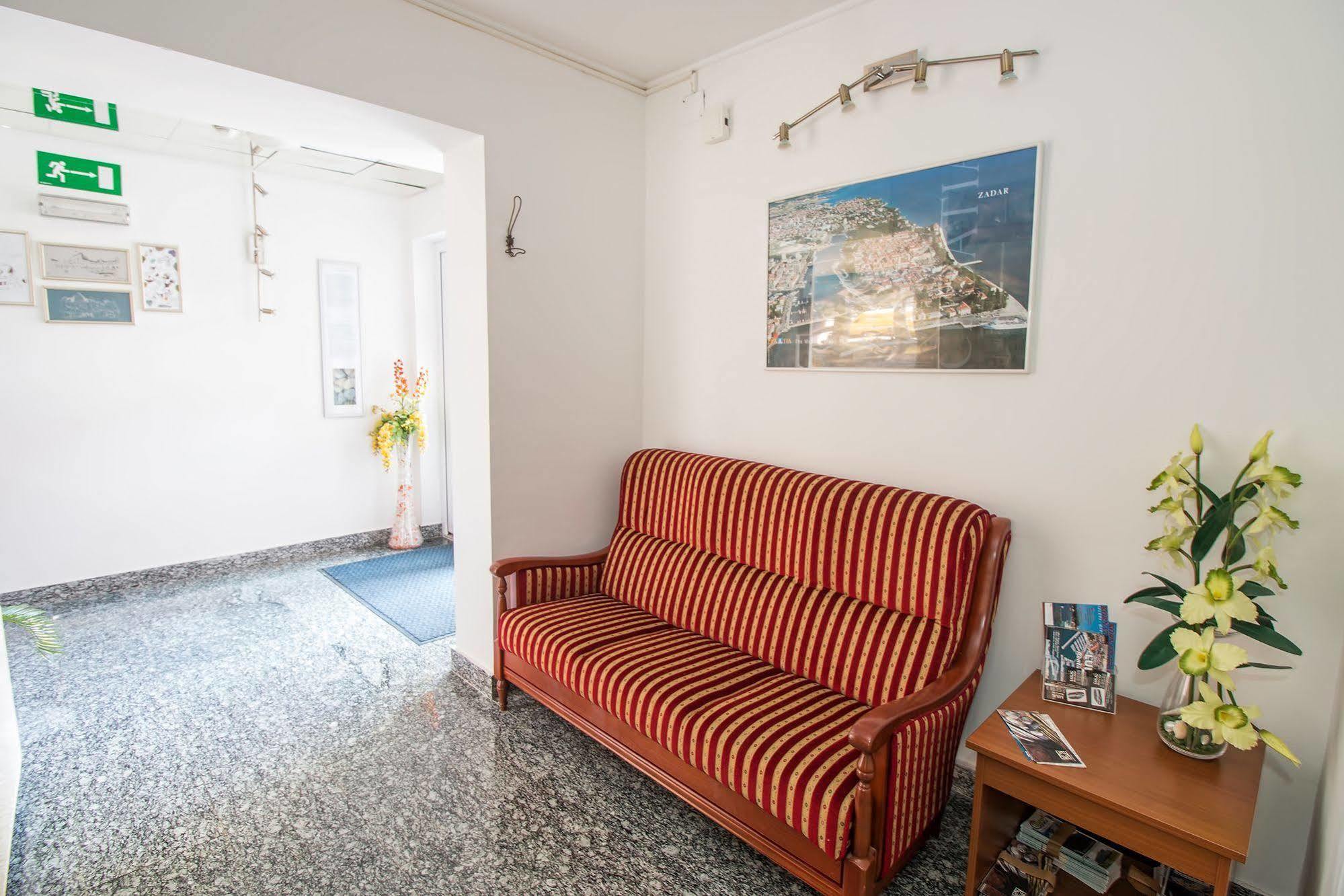 Hotel Hygge Biograd Na Moru Esterno foto