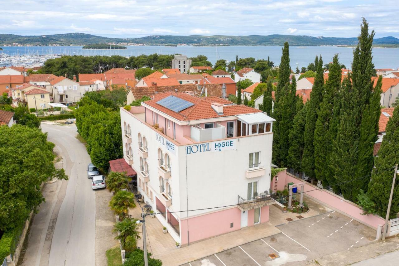 Hotel Hygge Biograd Na Moru Esterno foto